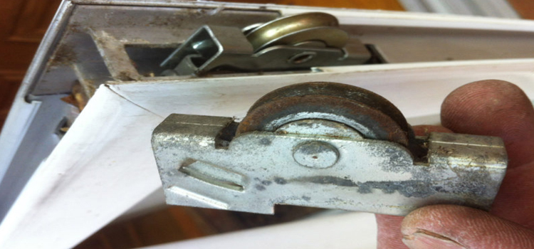 screen door roller repair in View Park-Windsor Hills